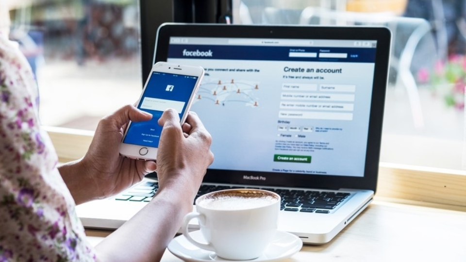 Tăng đánh giá 5 sao page Facebook